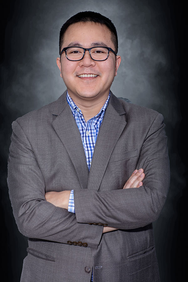 Dr. Peter Nguyen portrait, dentist at South Peek Dental Care